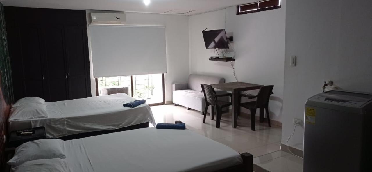 קאלי Apartahotel C&C מראה חיצוני תמונה